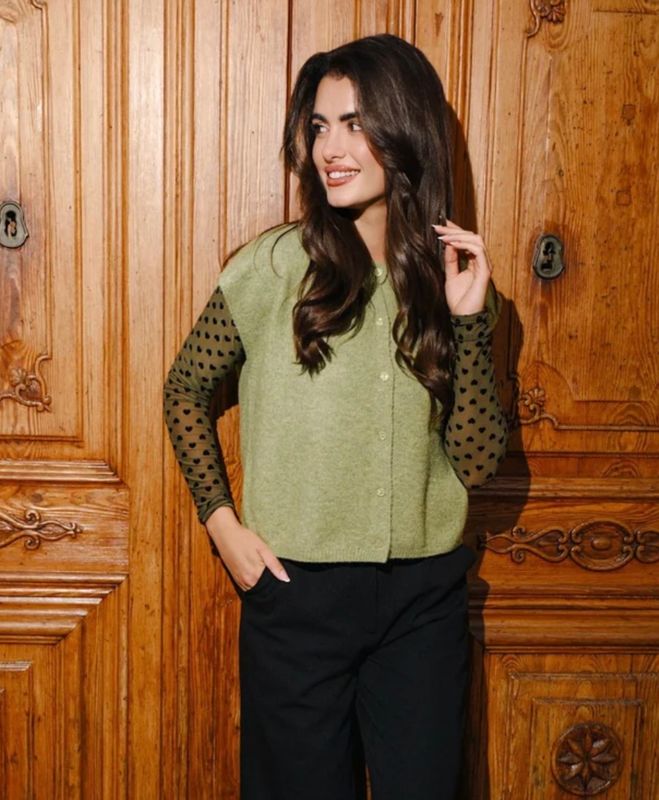 Frida avocado vest
