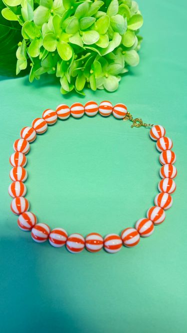 Hovedbilde The orange White necklace 