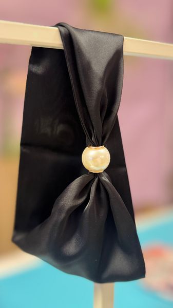 Hovedbilde Black scarf magnet